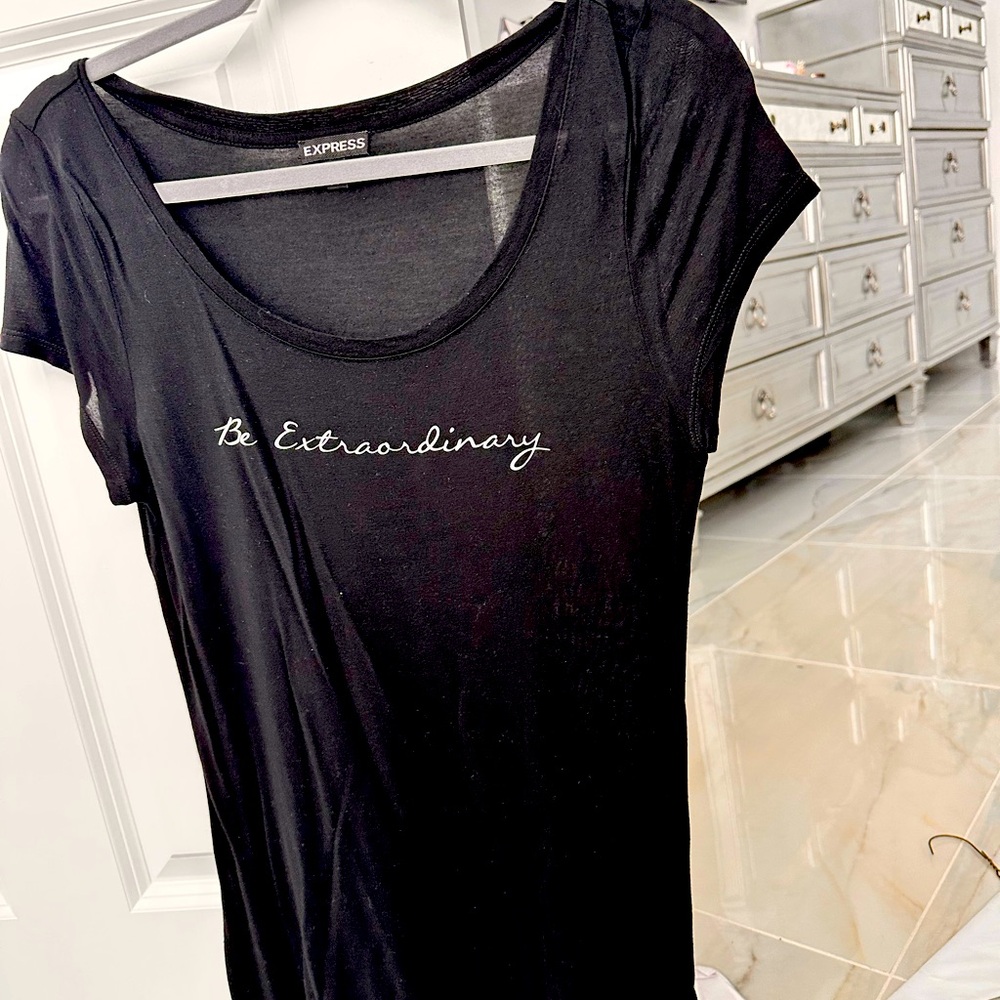 Black tee